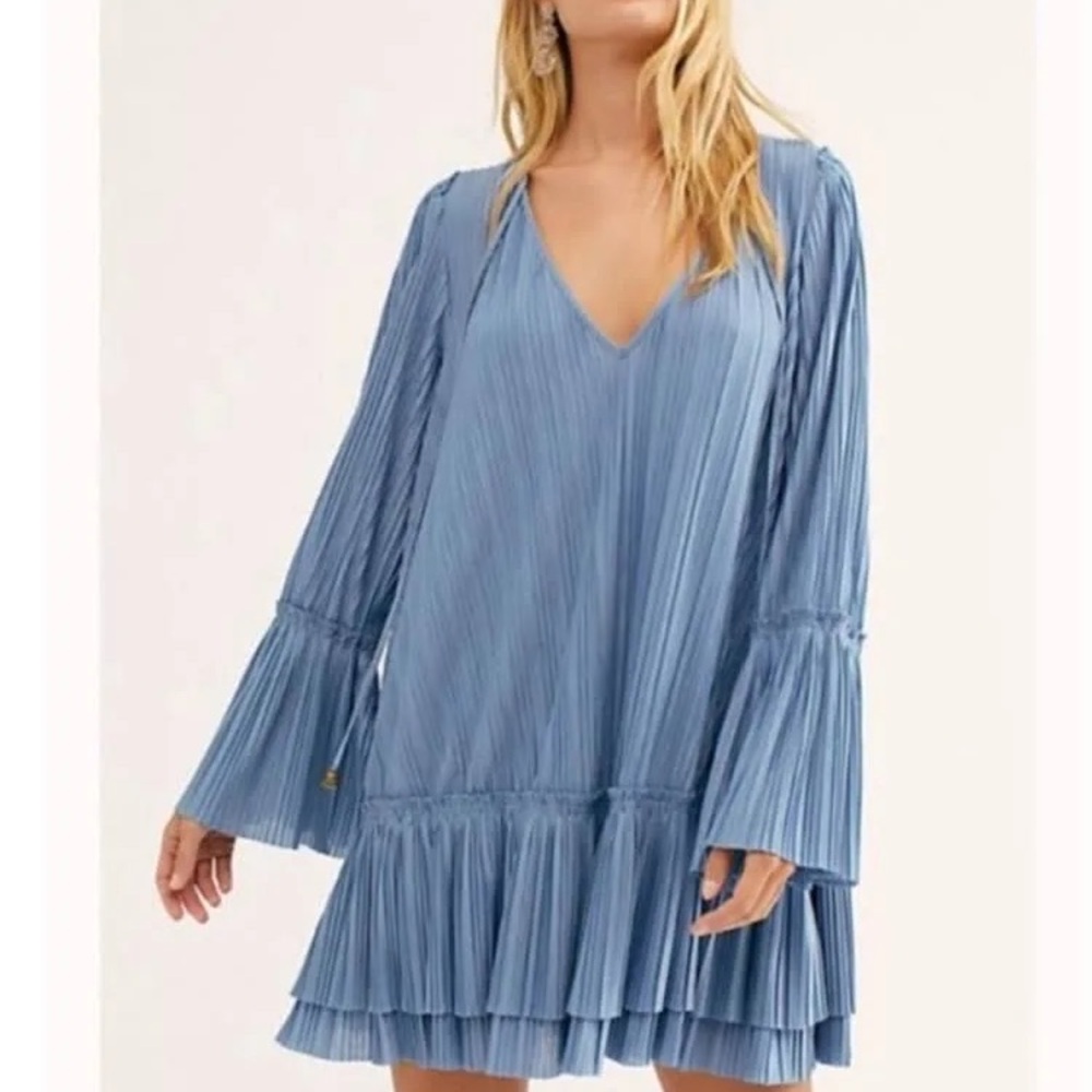 Free People Can’t Help It Blue Pleated Long Sleeve Dress